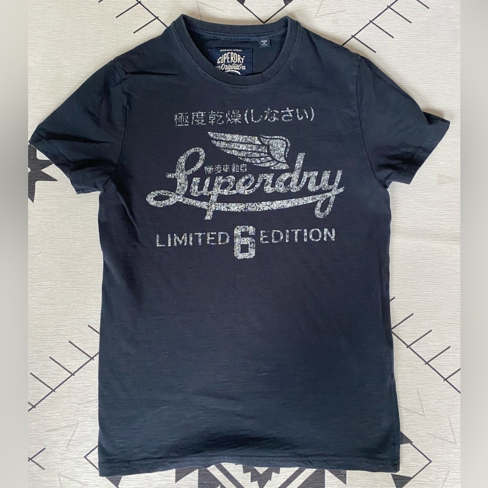 Men’s Superdry T-shirt - Small